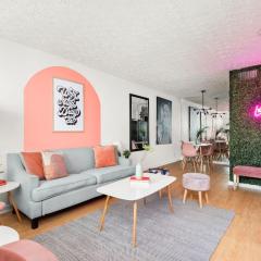 Dolly's Daydream on Music Row!