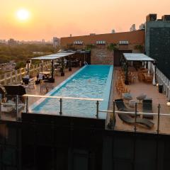 Five Hotel & Residences