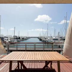Oceanfront Wharf Stay Sleeps 6Yachts & Views