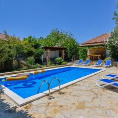 Villa Mint - Split by Villas Guide