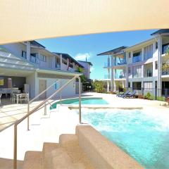 Waterline Direct Poolside Apartment