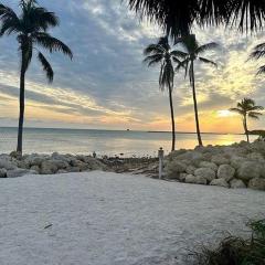 Poolside Breeze Retreat