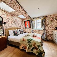 Regency Room at the Regency House