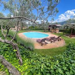 Spoleto Tranquilita sleeps 16 with Wifi Pool Yoga Studio Gardens and Views