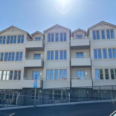 Taklägenhet med balkong