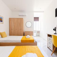 F8-4 Sliema ensuite bedroom
