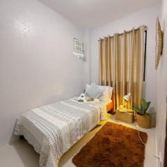 Gypsy's Hideaway near Airport perfect for layovers
