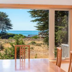 Lovely Views - Walk To Shell Beach