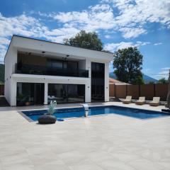 La Villa Luxury Home Bihac