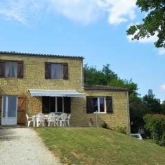 Maison de caractère en pierre, 7 km de Sarlat, avec terrasse, grand jardin et jeux pour enfants - FR-1-616-191