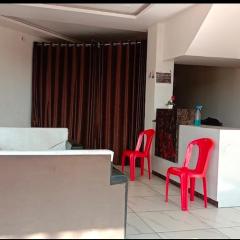 Hotel Suraj palace Thandla