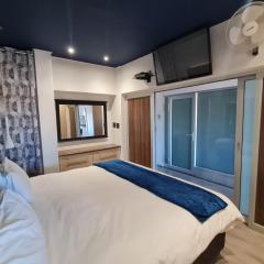 Stylish Unit 26 , Genesis on Fairmount