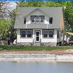 Fisherman's place, pet friendly, waterside, docking