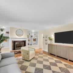 1 Story Family Home Half Mile to Beach with Patio , Grill, Office with Twin Beds, Peaceful Wooded Setting, Spacious Driveway, Garden Views, Walk to Shore, Perfect Cape Cod Getaway for Families