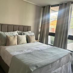 DEPARTAMENTO MODERNO y COMODO CERCA A MOVISTAR ARENA Y FANTASILANDIA