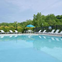 Allisonville Rd Apartments by Landing