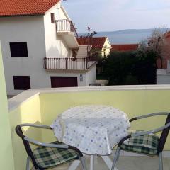 Apartment Okrug Gornji 32