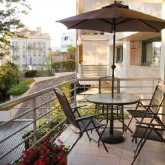 GuestReady - Sleek apt w/ balcony in Graca