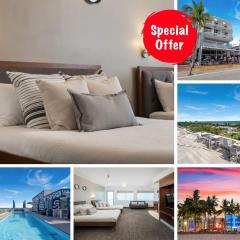 Ocean Drive Apt with Balcony & Rooftop Pool