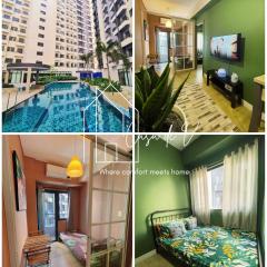 SPRING RESIDENCES - 2BR Condo near Airport with balcony and pool views