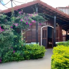 Casa de Madeira Aconchego - Ótima localização