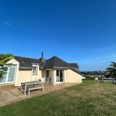 Belle maison vue sur mer