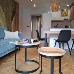 Boho Apartment - 100m from Market Square