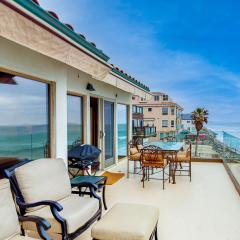 Luxury Oceanfront Condo - Upper: Sunset Views, Balcony & Firepit
