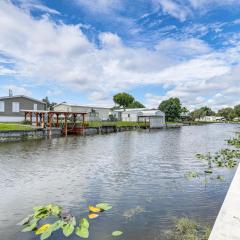 Boat, Fish and Unwind Waterfront Okeechobee Oasis!