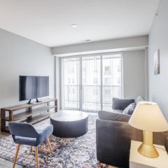 CozySuites at the Banks gym pool 11