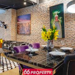 Chic Townhouse in Old City