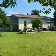 Maison Aux Portes Du Médoc