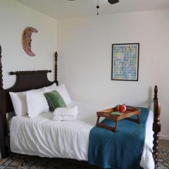 Colorful Casita Frida 1BD Retreat by Balboa Park