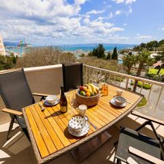 Split Horizon Penthouse - Premium Location and Panoramic Views