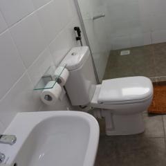 RCMRD Executive Suites, Premium Stay with Pool, Gym & Gardens, Nairobi