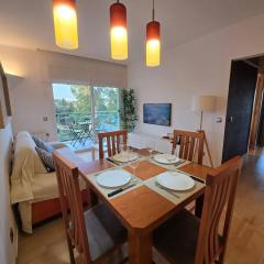 Aquamarina Apt Seaviews 1' beach Family