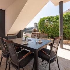 2 Bedroom Beautiful Home In Posedarje