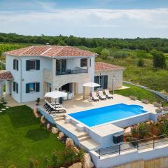 Villa Marika