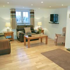 Home Park Farm Cottages A