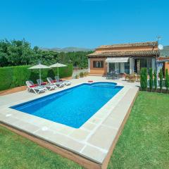 Owl Booking Villa Marvil - Exclusive Holidays
