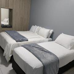 Crompton Apartment 786