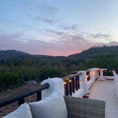 Casa l’orizzonte azzurro