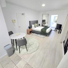 Modern Studio Apartment near ICC On Dixon street