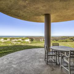 Ground-Floor, Oceanfront Condo with Patio, WiFi, Beach Access & Shared Pool