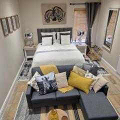 Striped Horse Guest House