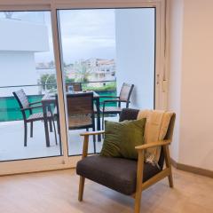 110 - Beachside Renovated 1BR apt 5 min from Beach