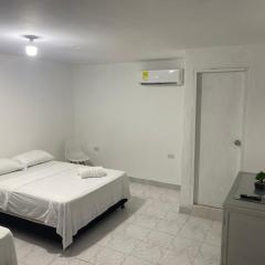 Habitación independiente cerca al aeropuerto 1