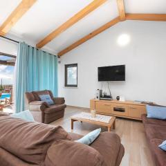 Villa Nira