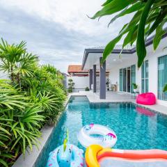 Sea of blue 芭提雅现代轻奢4卧5卫独栋泳池度假别墅