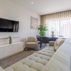 Central & Stylish Apartment by HostWise